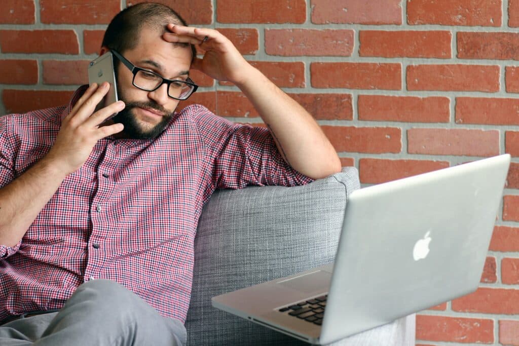 Reunión online con una asesoría digital a través de videollamada
