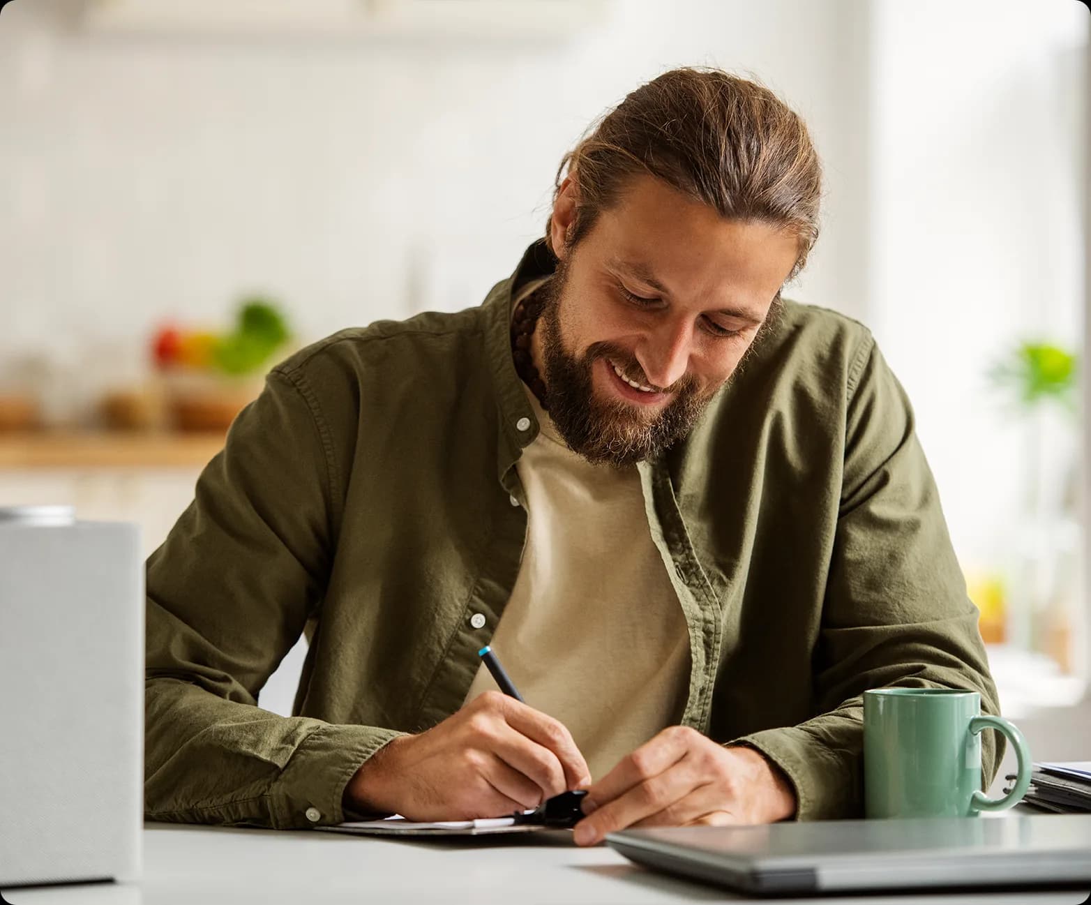 Requisitos para usar un contrato mercantil con autónomos (+ ejemplo)