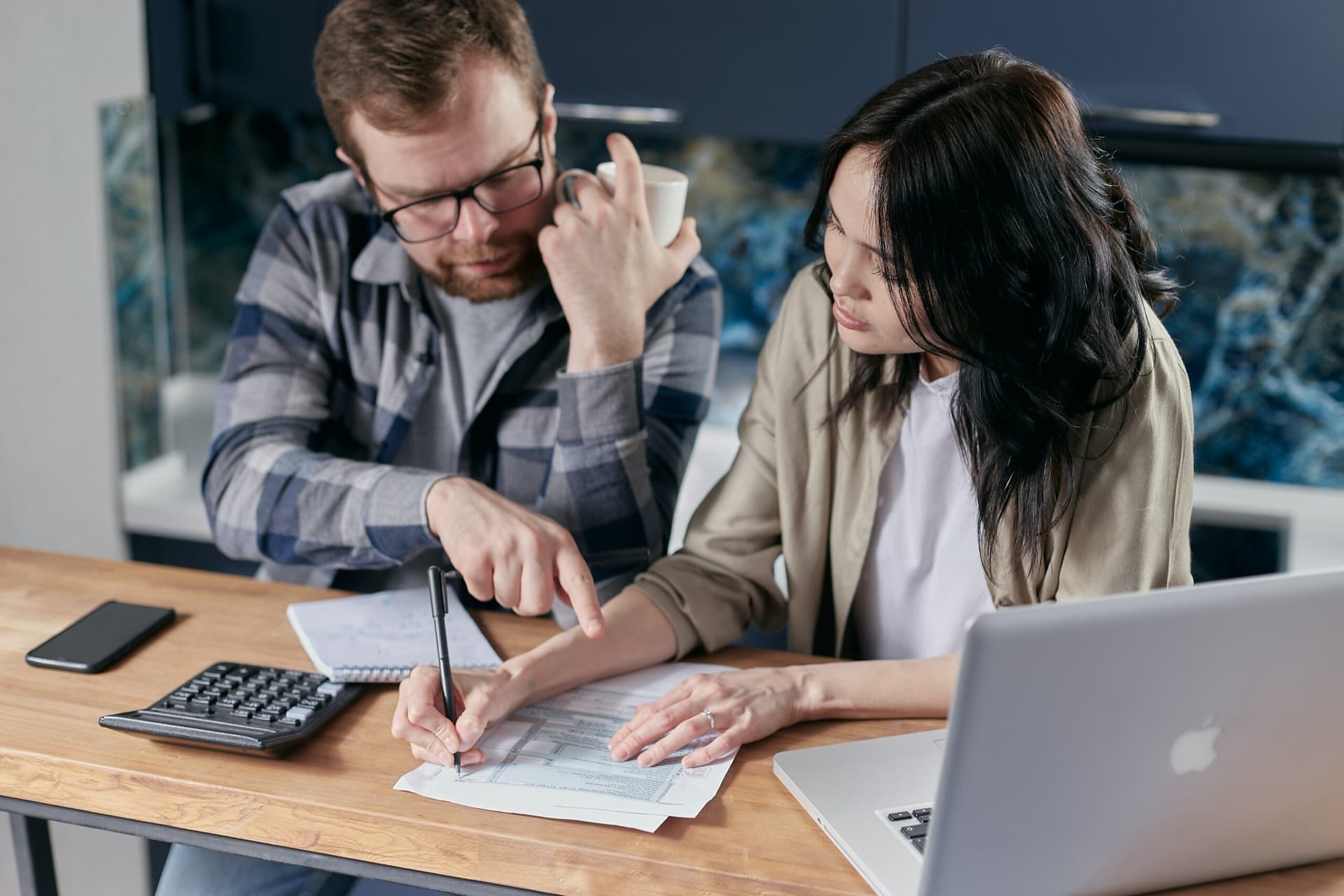 ¿Como hacer una factura intracomunitaria? + Ejemplos