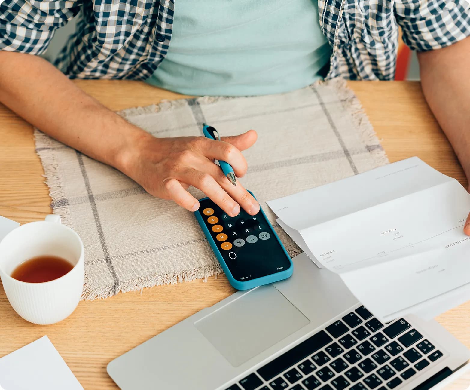 ¿Qué gastos son deducibles para autónomos en el IRPF?