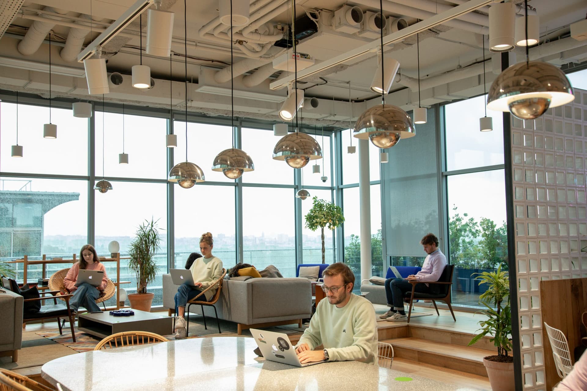 Cómo emprender en una incubadora de startups