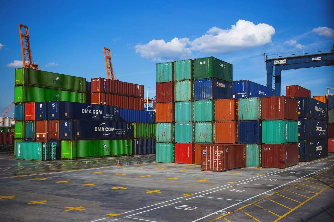 Shipping Management in the Global Economy